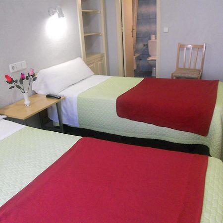 Hostal Olga Madrid Eksteriør billede