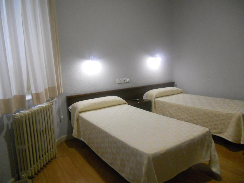Hostal Olga Madrid Værelse billede