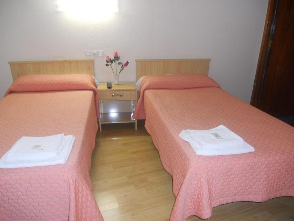 Hostal Olga Madrid Værelse billede