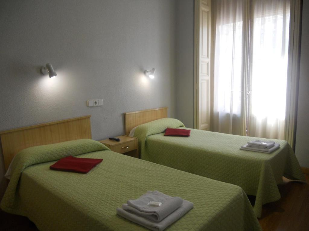 Hostal Olga Madrid Værelse billede