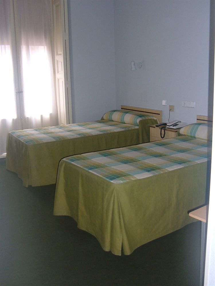 Hostal Olga Madrid Eksteriør billede